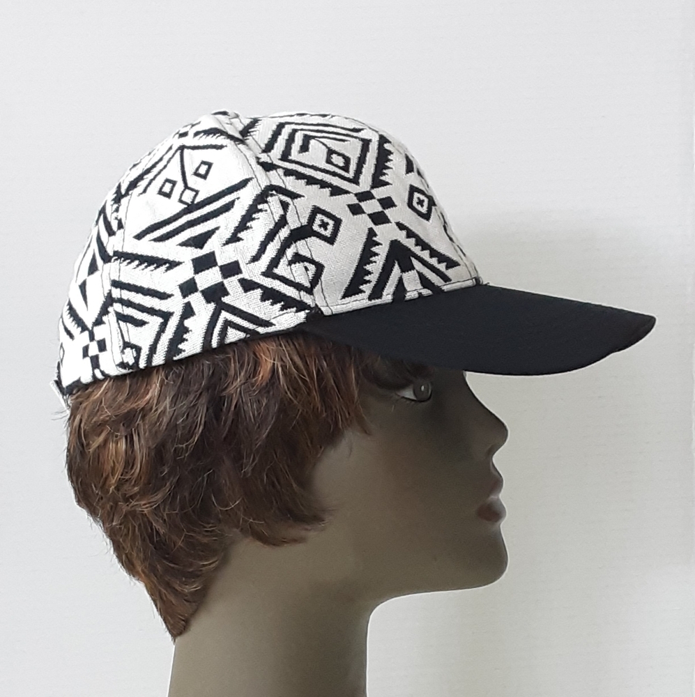 CHATTIES 100% Cotton Aztec Tribal Geometric Print Baseball Cap - NWOT - Unisex